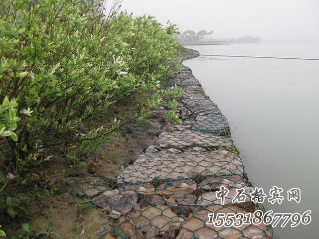 鉛絲石籠護(hù)岸