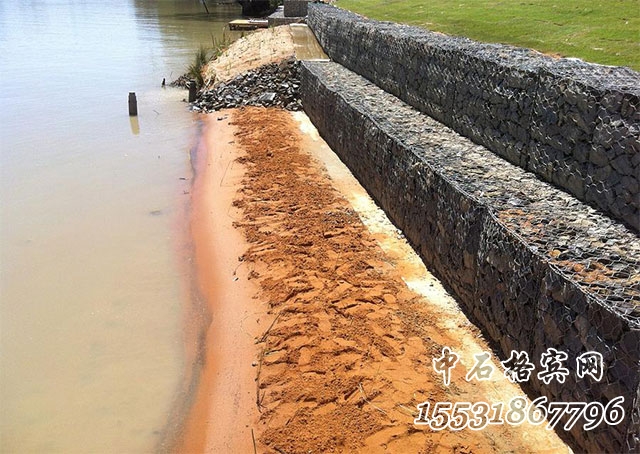 鉛絲籠護(hù)岸